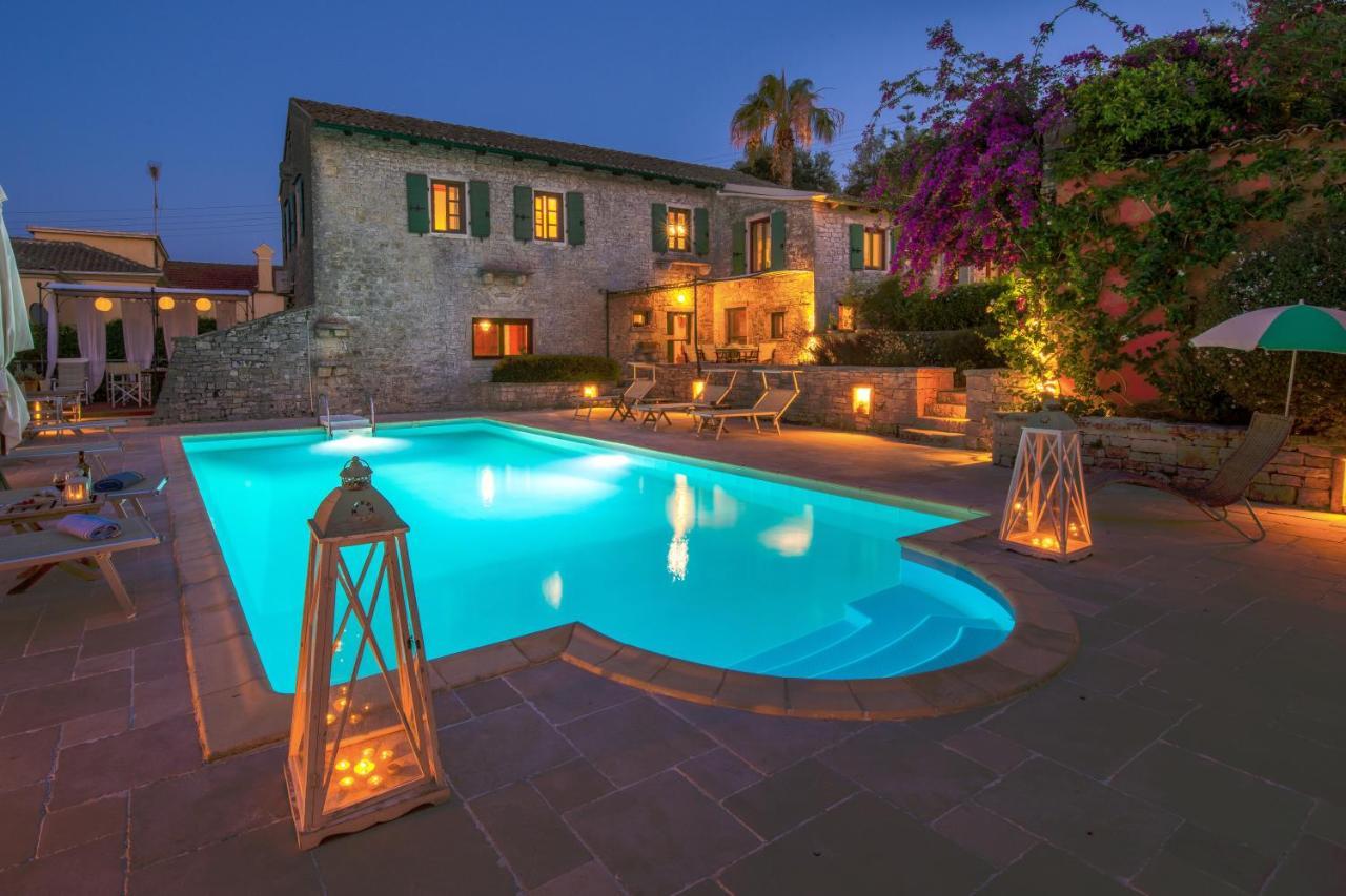 Villa Kiparissi Kourtaiika Exterior foto