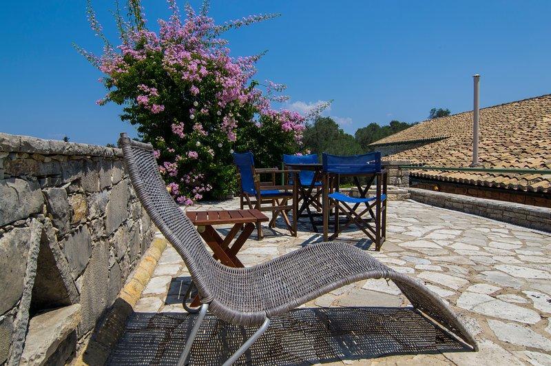 Villa Kiparissi Kourtaiika Exterior foto