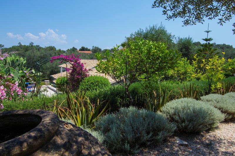 Villa Kiparissi Kourtaiika Exterior foto