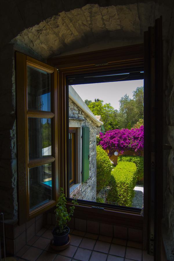 Villa Kiparissi Kourtaiika Exterior foto